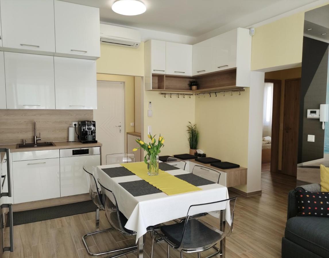 Nest2 Apartments 케츨리 외부 사진