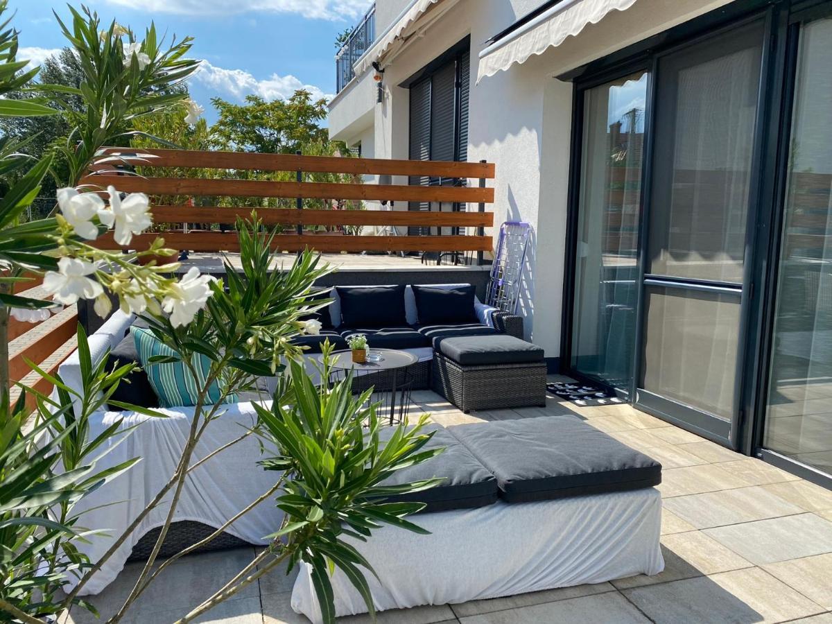 Nest2 Apartments 케츨리 외부 사진